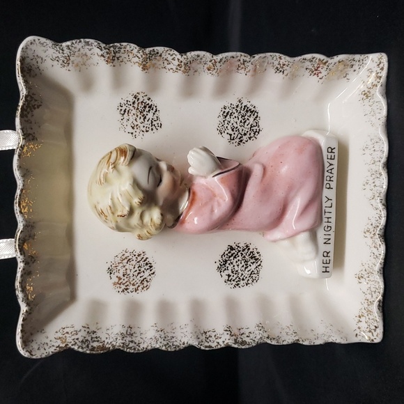 Vintage 1950s Japan "Her Nightly Prayer" Ceramic Plaque - Picture 1 of 5